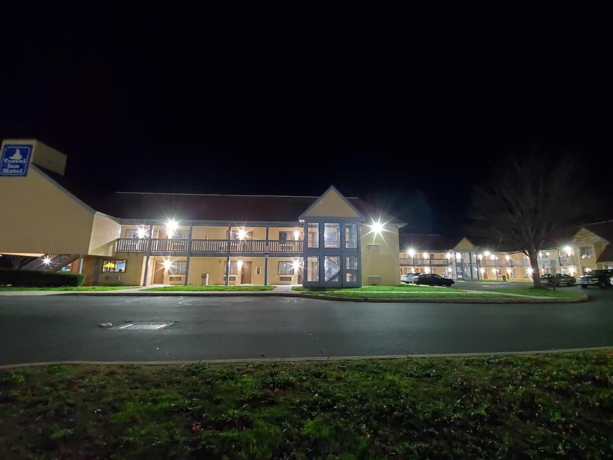 Travel Inn Motel 하트퍼드 외부 사진